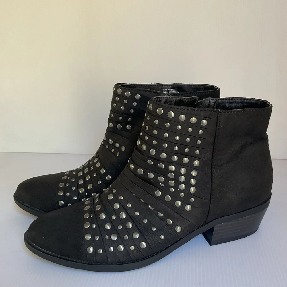 White Mountain Black Studded Ankle Boots Size 8.5 - Picture 2 of 7